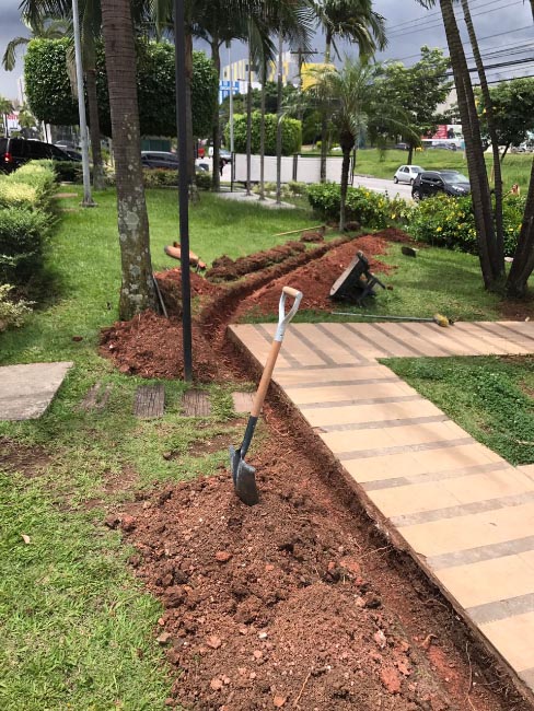 Instalação de Rede de Água e Esgoto em SP